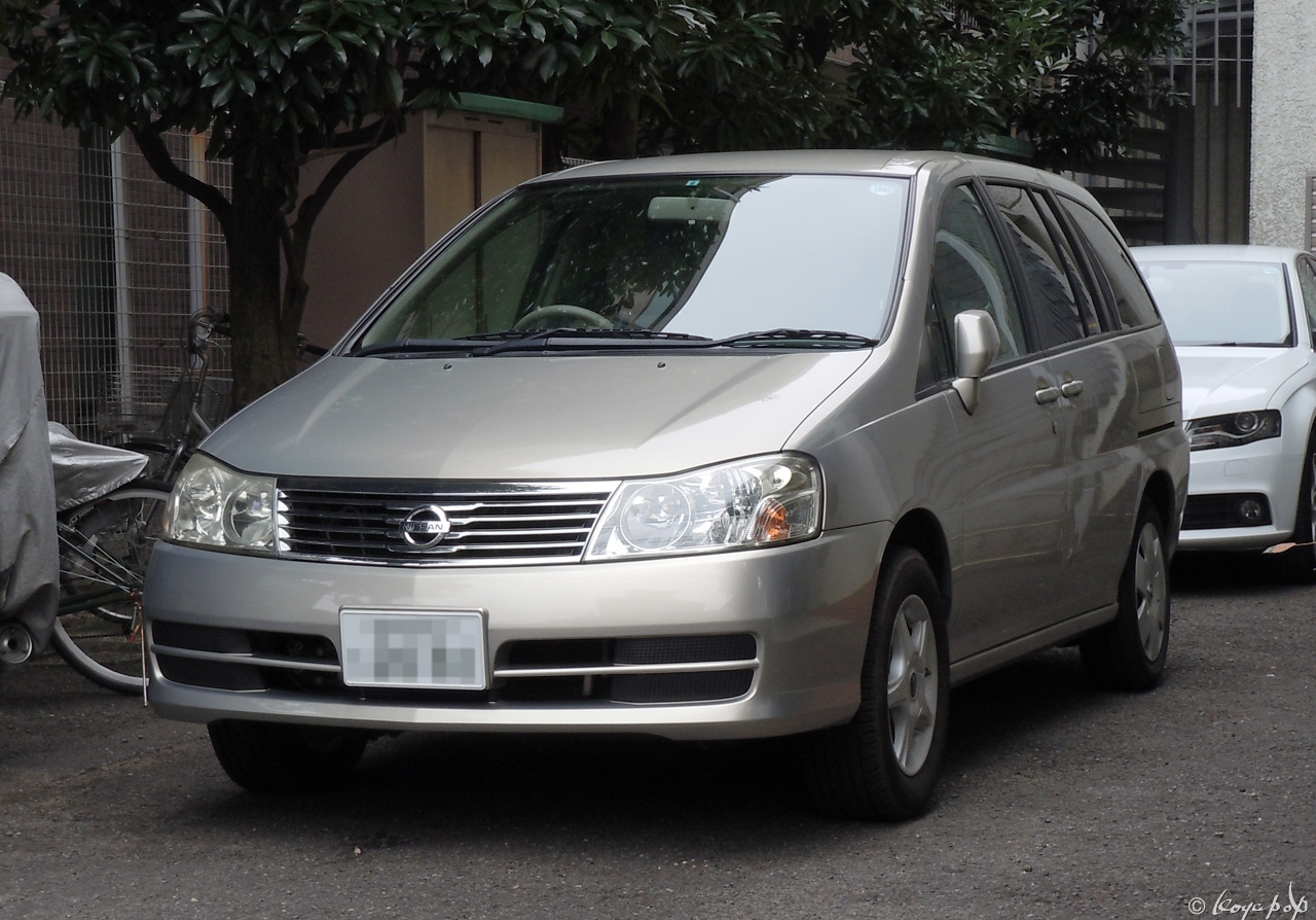 Фото nissan liberty