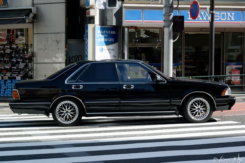 Nissan cedric 1987