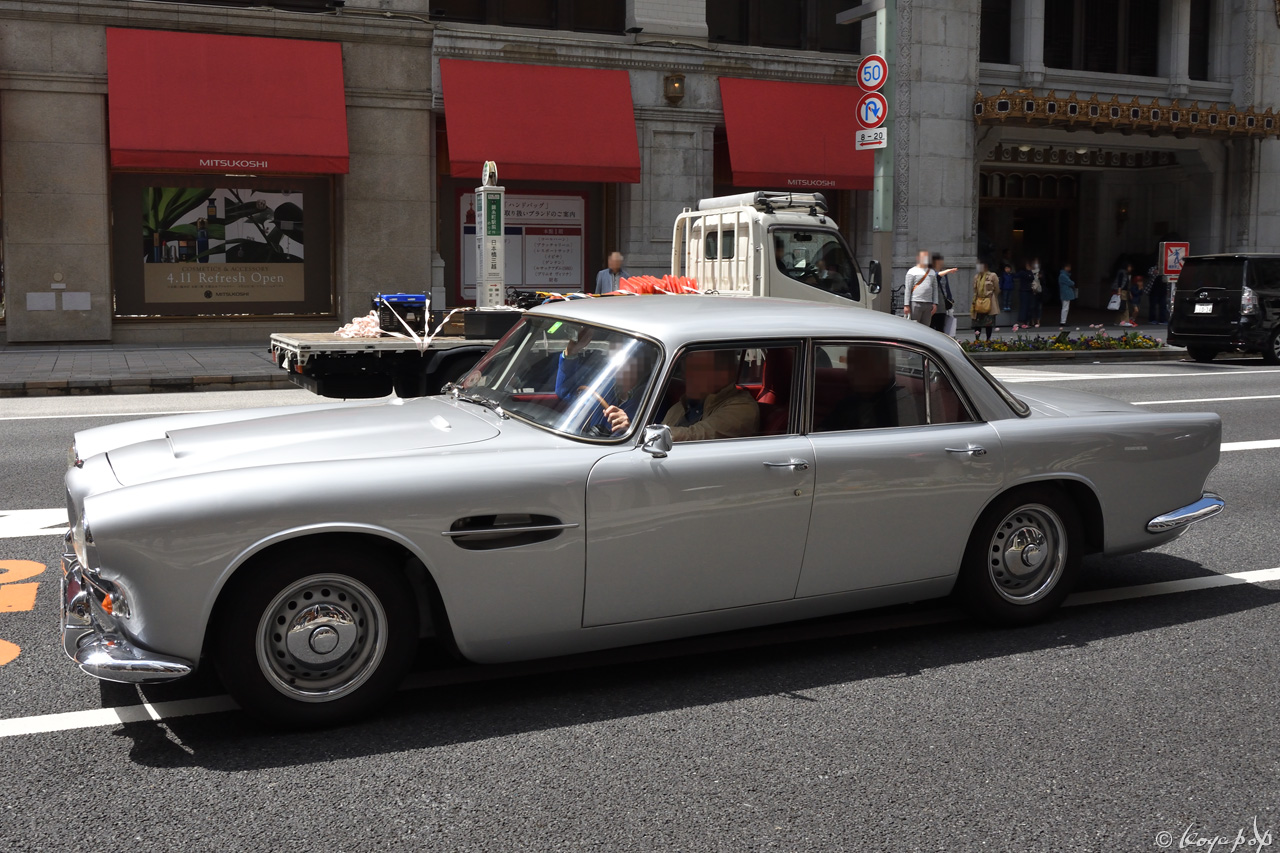 02 lagonda rapide sedane 4000 1962 180408R-346x1280