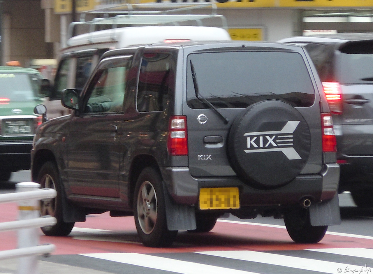 Nissan kix 2008