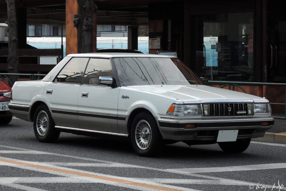 Toyota crown 1983