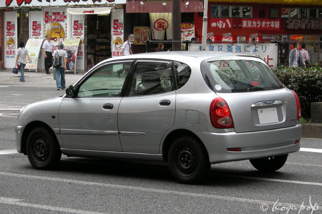 Daihatsu storia 1998