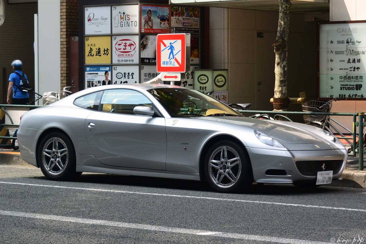 05 ferrari 150807R-082x1280