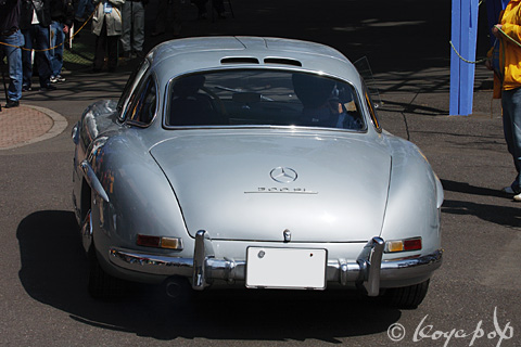 1954 メルセデスベンツ300SL Amazon.co.jp: 対象:1/18 1954 メルセデスベンツ 300SL レッド
