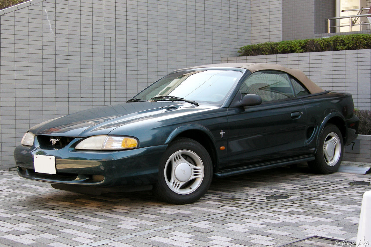 Ford Mustang 1994-98 再び原点回帰を果たした4代目のフォード Ford Mustang 1994-98 再び原点回帰を果たした4代目のフォード