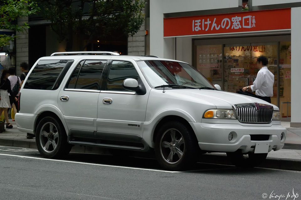 Lincoln Navigator 1998- 大ヒットとなった初代のリンカーン