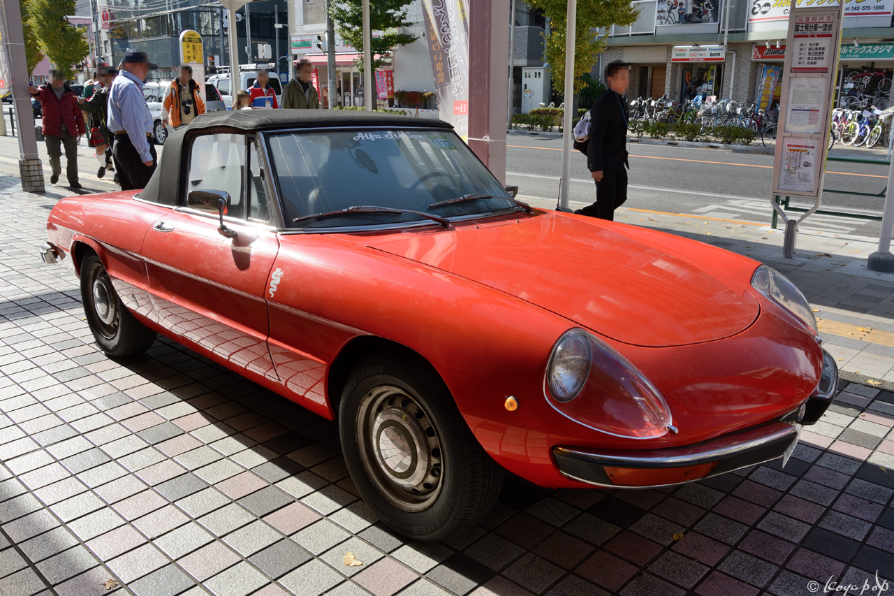 Alfa Romeo Spider Series 2 1970- コーダトロンカを採用した Alfa Romeo Spider Series 2 1970- コーダトロンカを採用した
