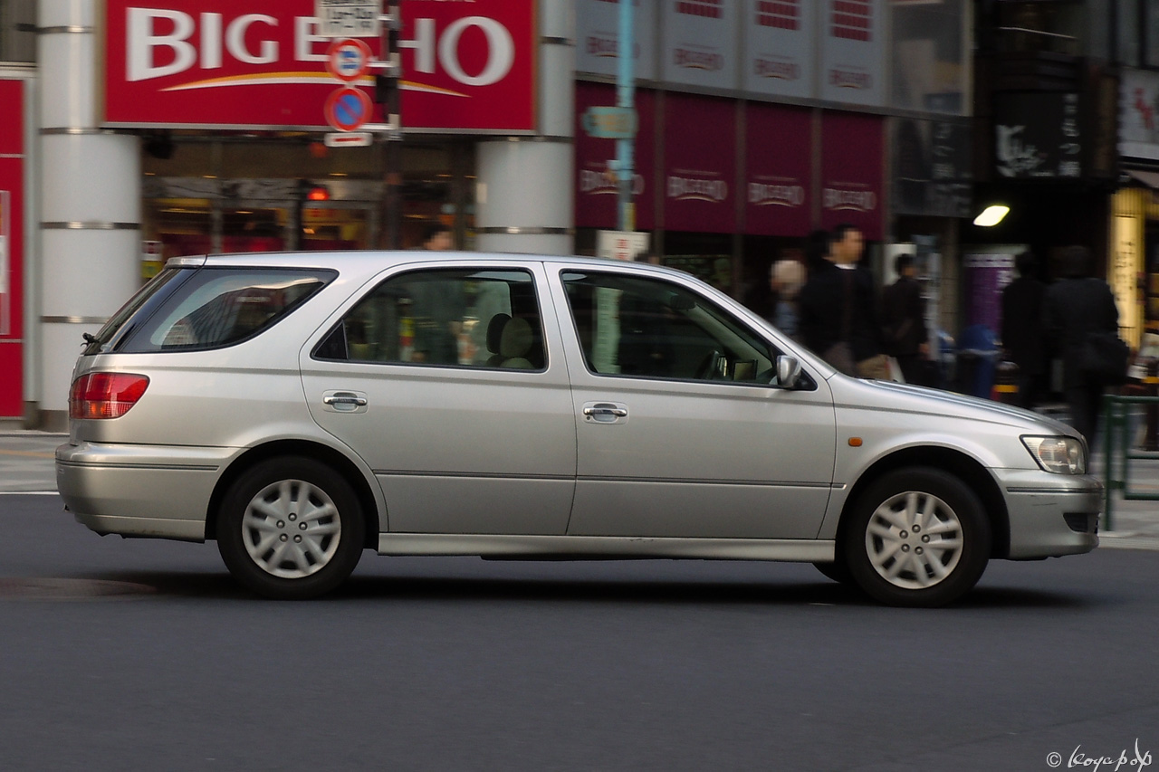 06 toyota vista 120203-522x1280