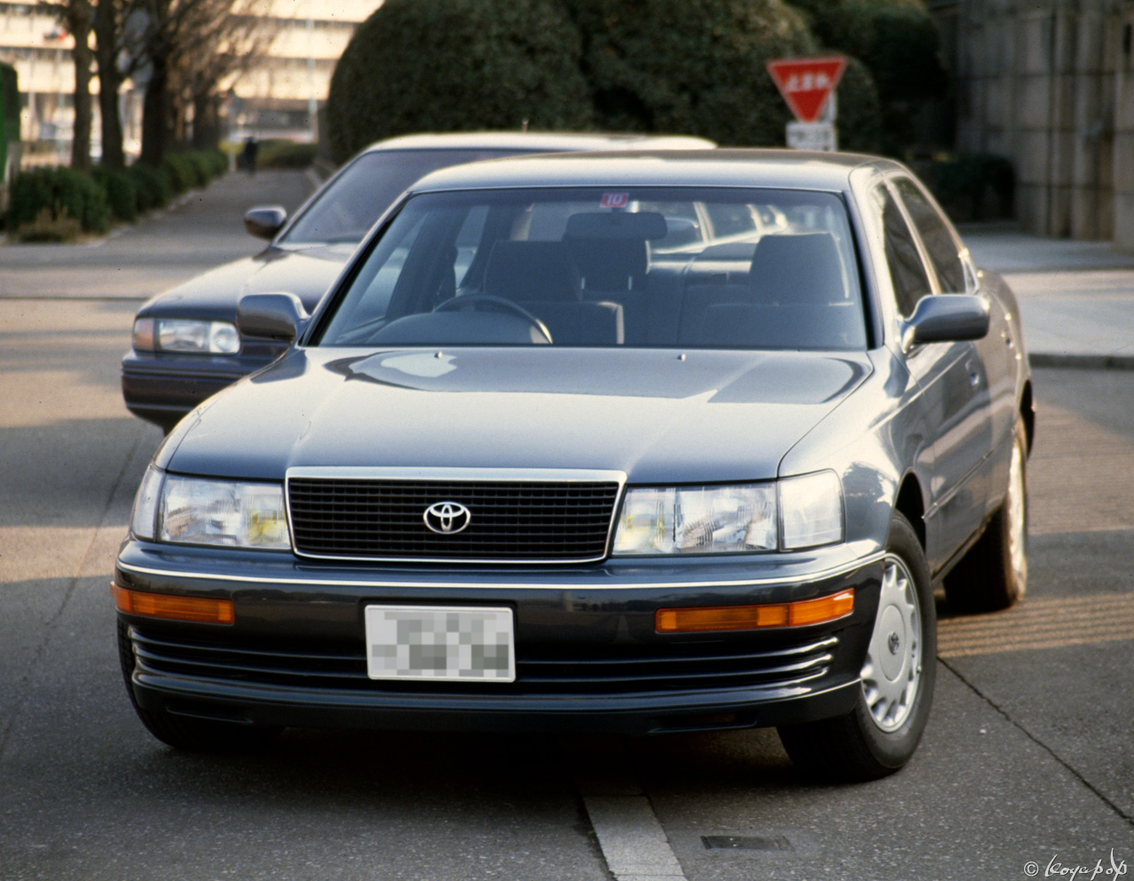 Суппорт toyota celsior