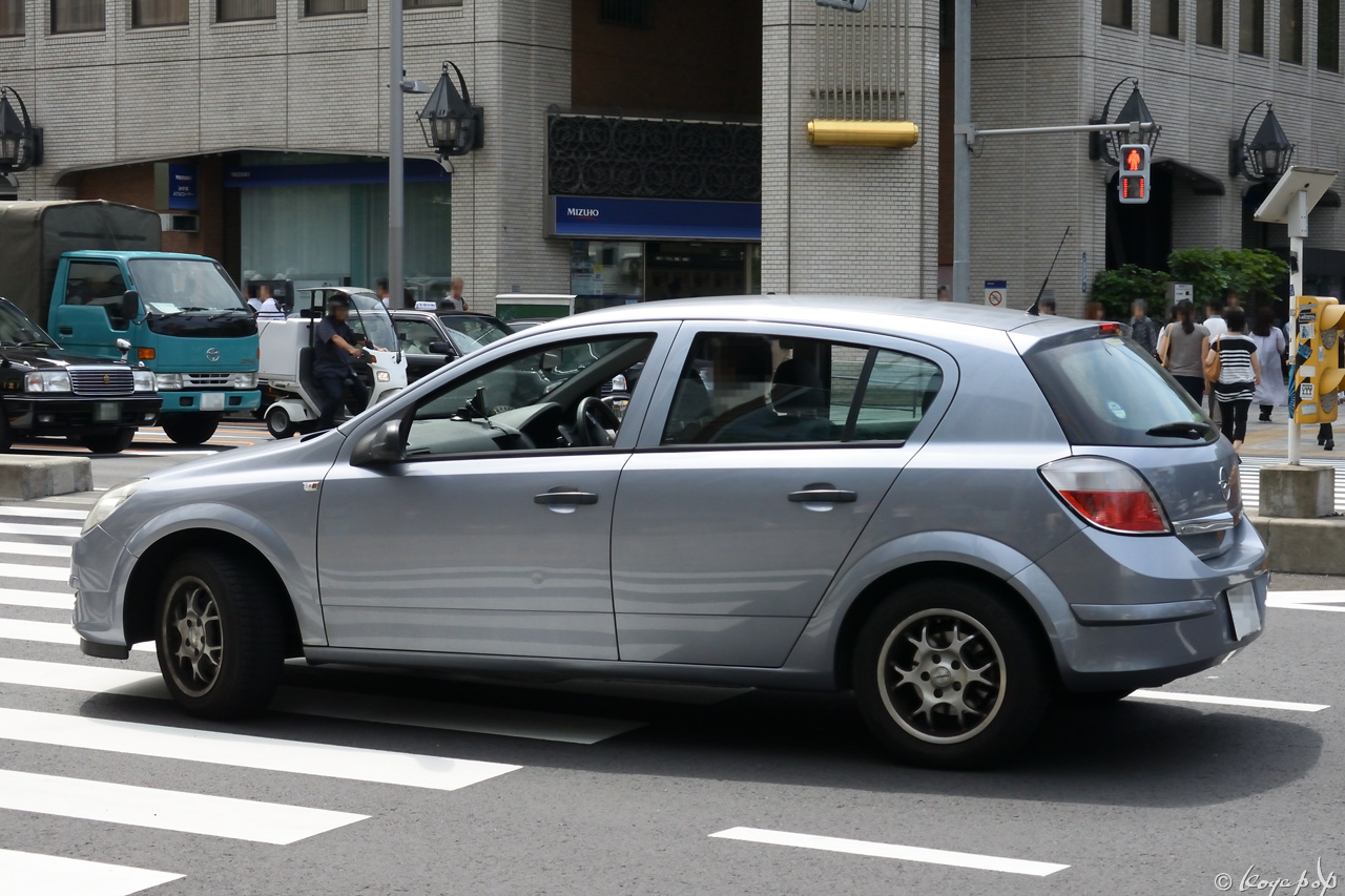 03 opel astra 160601R-169x1280