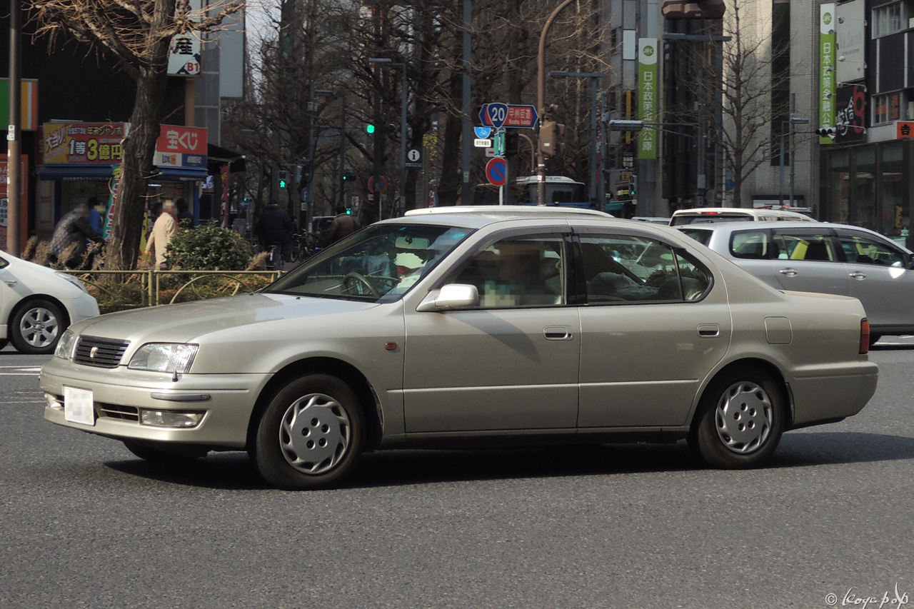 02 toyota vista 130304-541x1280