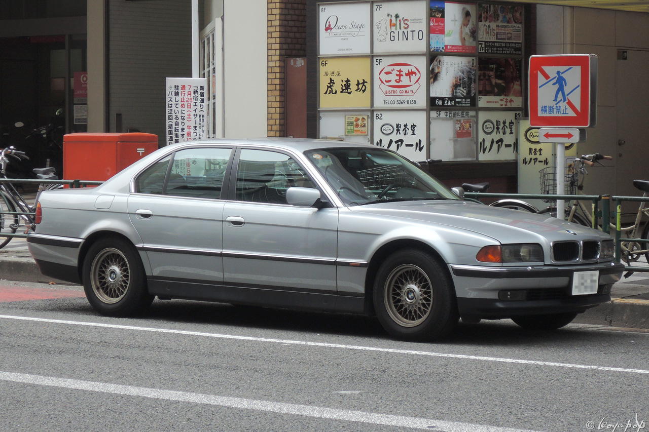 02 bmw 740i 140724-529x1280