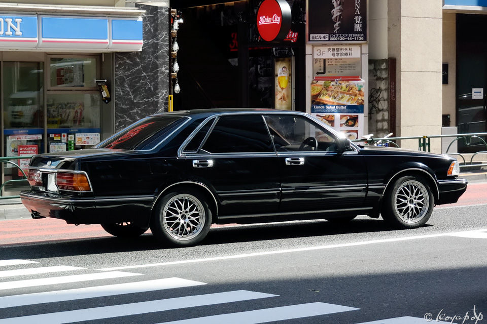Nissan cedric 1987