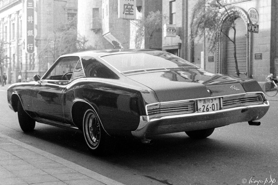 Buick Riviera 1966 -01 流麗な1966年型ビュイック リビエラ 