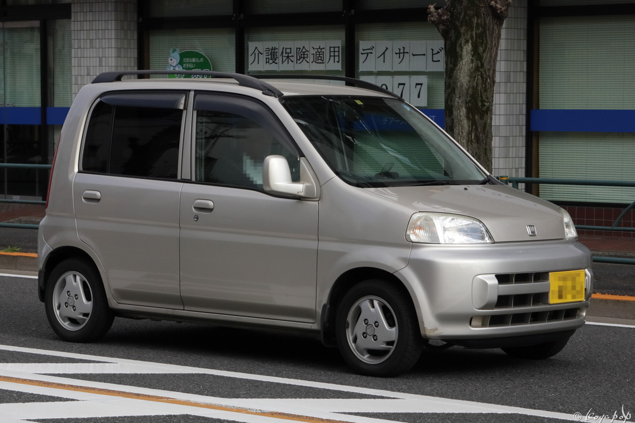 01 honda life 190324C-6843x1280