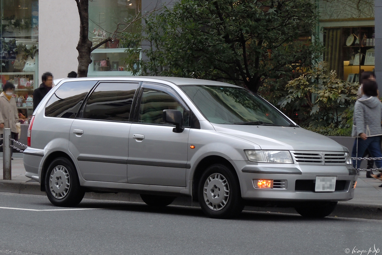 Mitsubishi grandis 1997