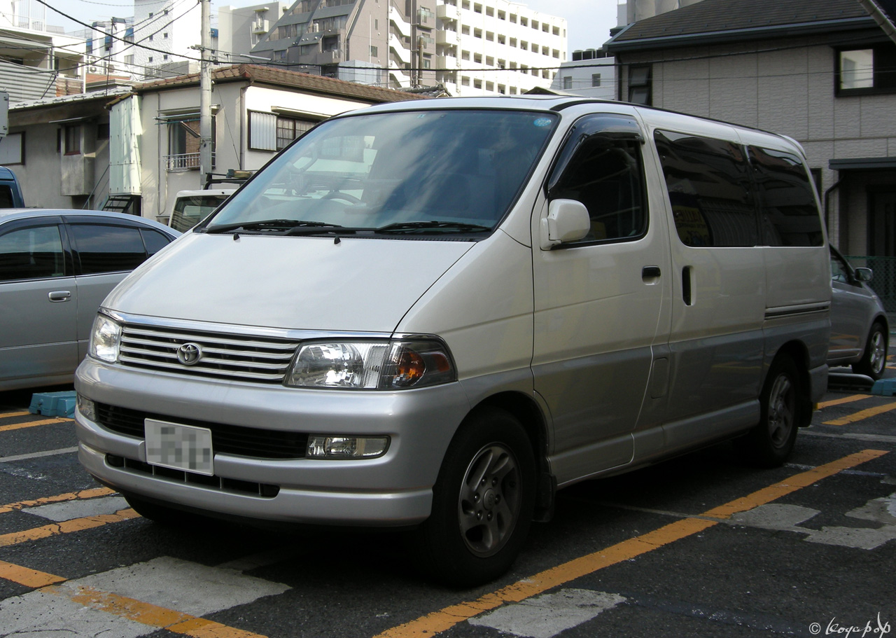 Toyota hiace regius 1997