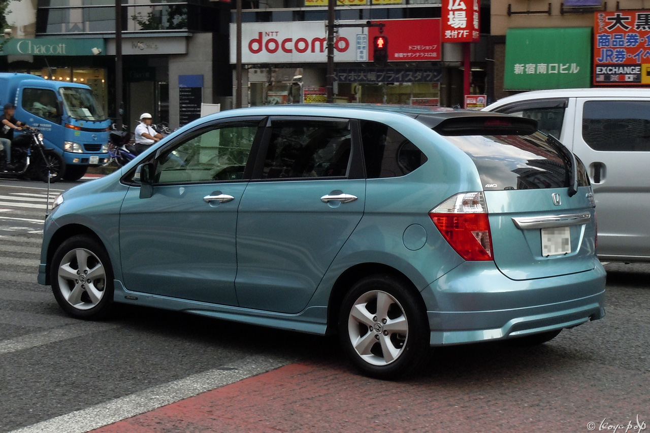 Honda Edix 04 2列シートで6人乗りのホンダ エディックス Beautiful Cars Of The 60s 1