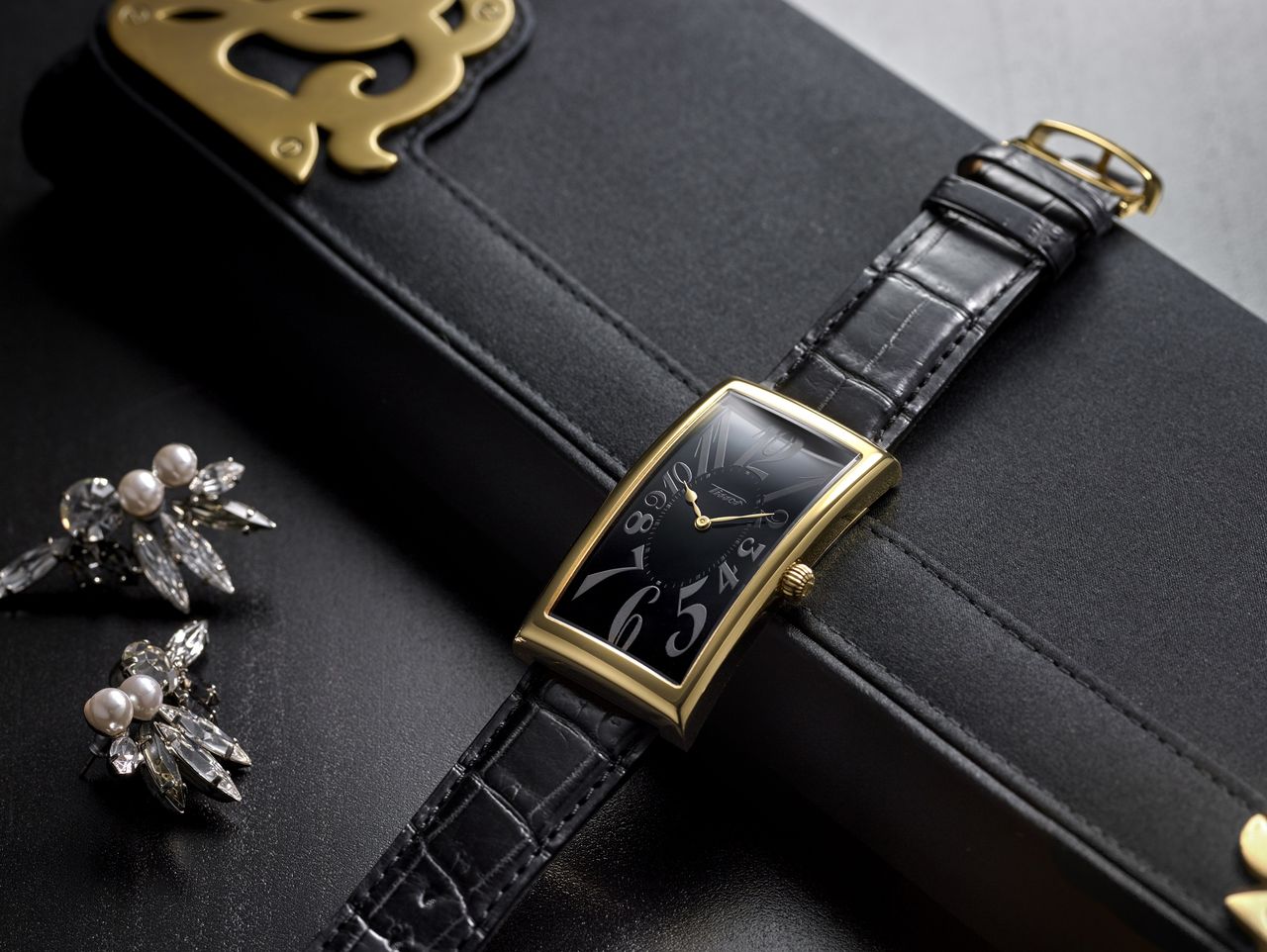 TISSOT(ティソ) ヘリテージ バナナ×辻直子コラボ限定入荷 : 1950年創業