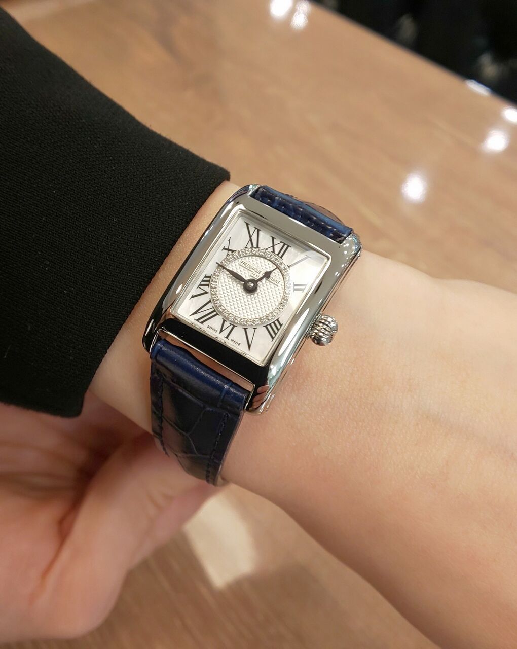フレデリックコンスタント クラシックカレ・レディス : 1950年