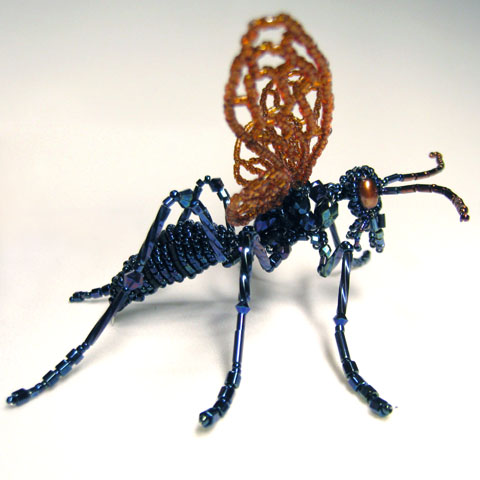 オオベッコウバチ : こざいく堂・へたな小細工しやがって