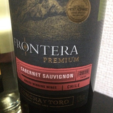 7E774C26-5293-4060-A8AB-E2275687872F