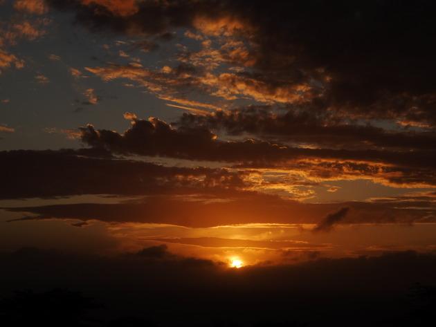 休憩がてら車を降りて大好きな夕日を眺めつつ帰ったさ