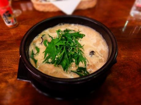 シメに味噌煮込みラーメン