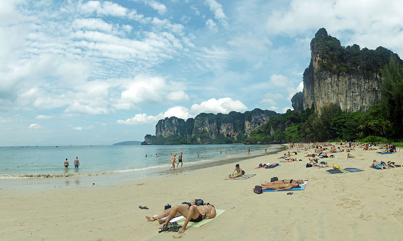 クラビ ライレイ ビーチ クラビ タイムズ トラベル カフェ Krabi Times Tavel Caffe