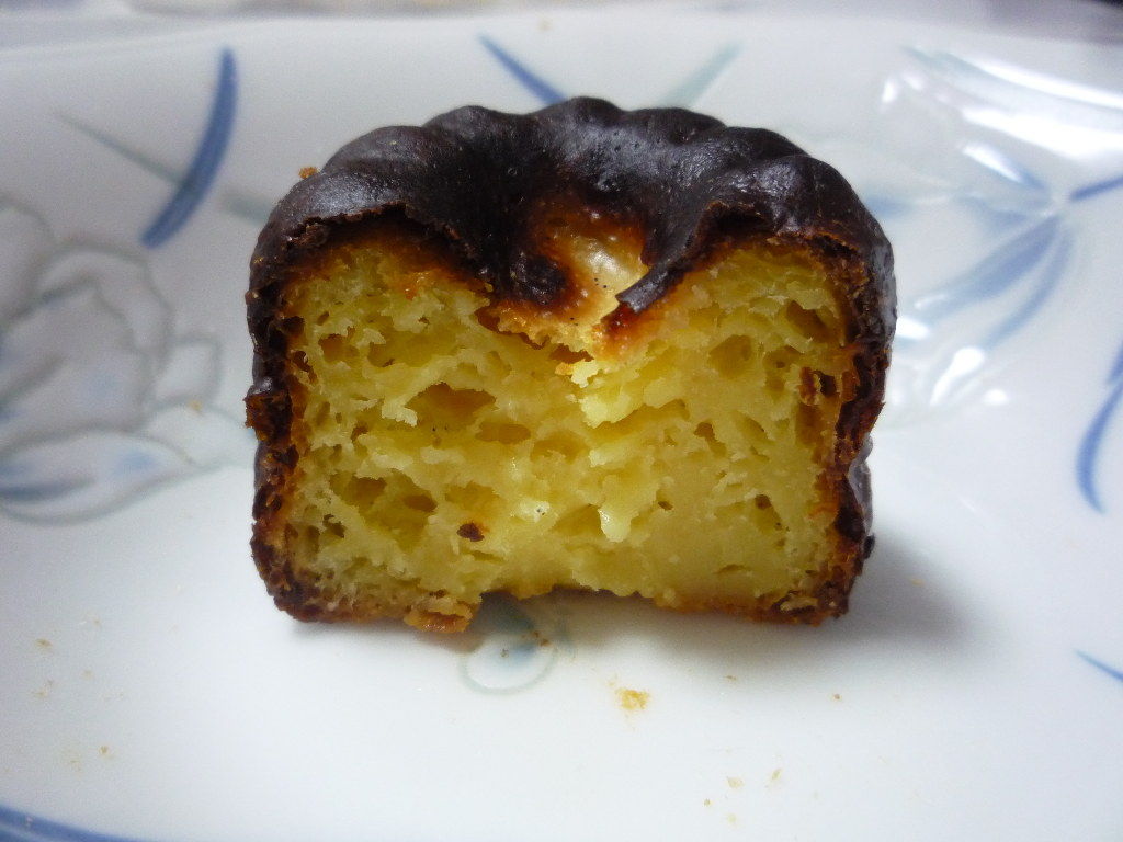 宝来屋 シュークリームとカヌレ かえる通信 山口 静岡食べ歩き日誌