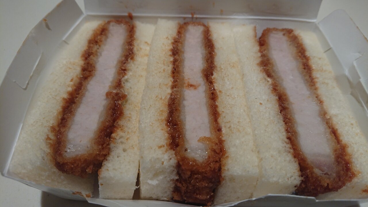 ジオオーガニックカフェ 東京駅店 ロースカツサンド かえる通信 山口 静岡食べ歩き日誌