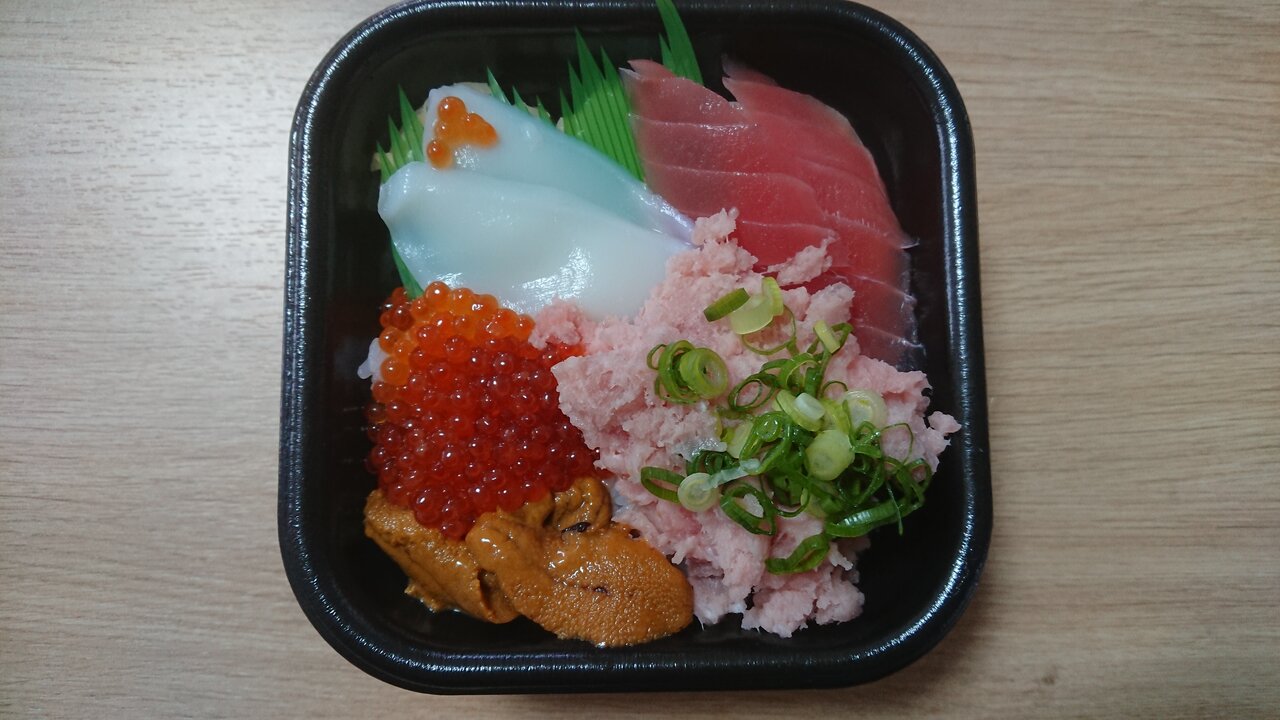 沼津丼丸 駅北本店 うおがし丼 かえる通信 山口 静岡食べ歩き日誌 沼津丼丸 駅北本店 うおがし丼 かえる通信 山口 静岡食べ歩き日誌