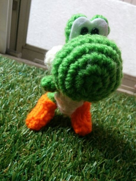 ハマナカのあみぐるみヨッシーを編んでみた 黒田のブログもどき