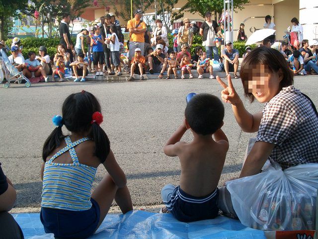832bb612.jpg