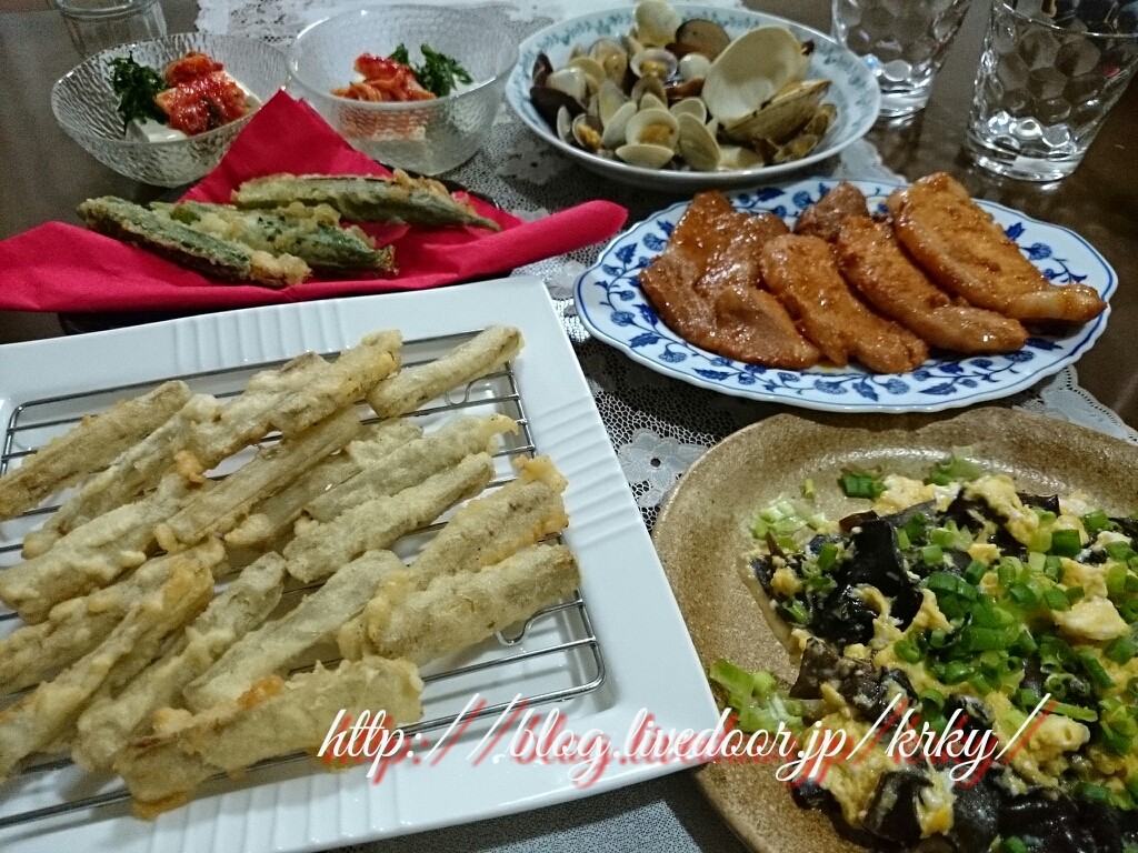 あさりの酒蒸し ごぼう天 味噌漬け豚ロース キクラゲの卵炒めなど お夕飯 うちのご飯 手作りおやつ キャラ弁も あさりの酒蒸し ごぼう天 味噌漬け豚ロース キクラゲの卵炒めなど お夕飯 うちのご飯 手作りおやつ キャラ弁も