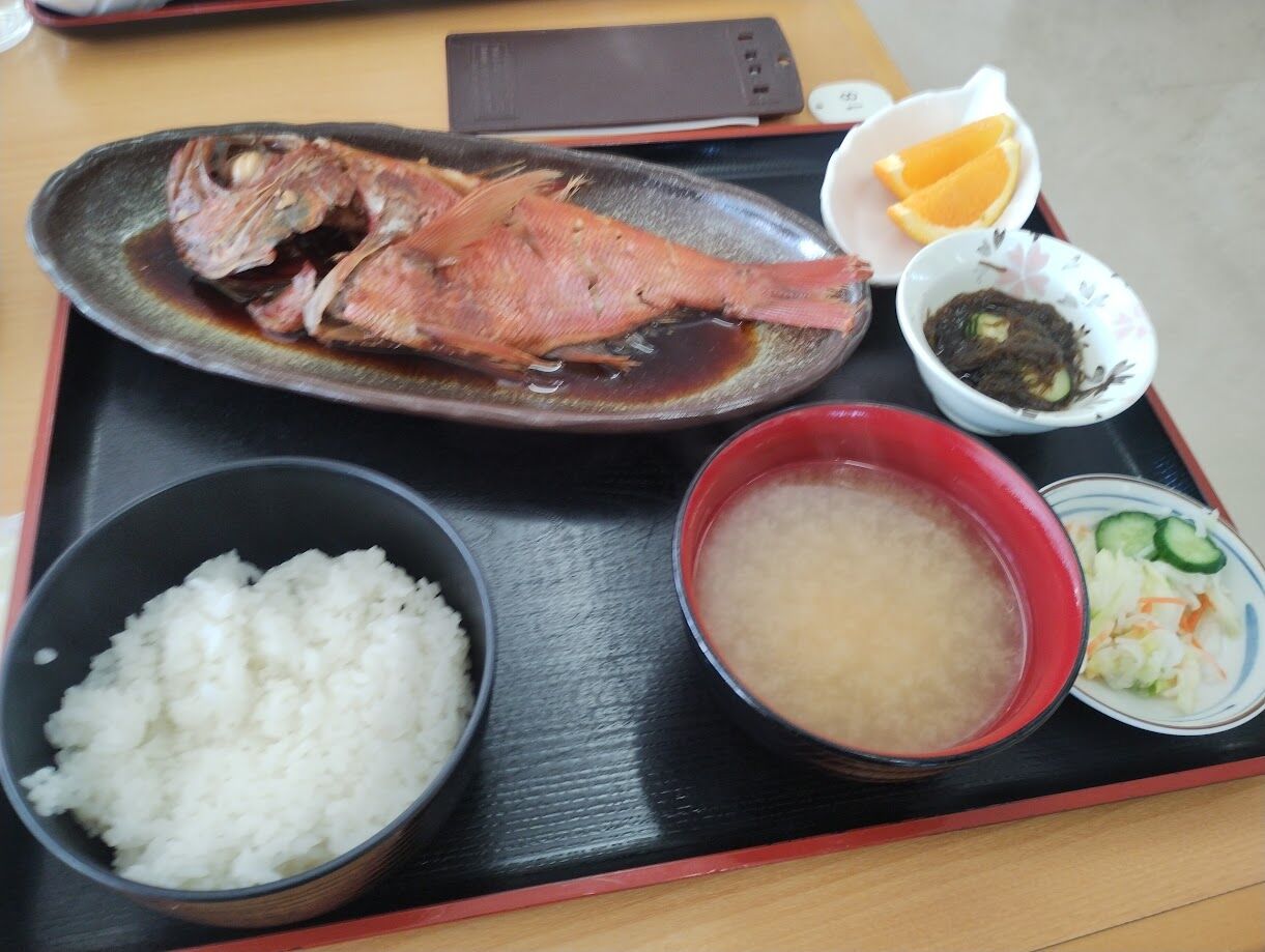 大津 漁協 直営 市場 食堂