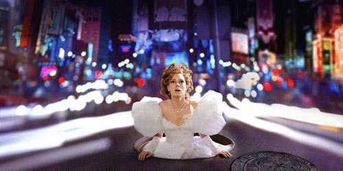 9 映画の全篇に散りばめられた自己パロディがディズニー ファンをますますワクワクさせて すっかり ディズニーらしさ を感じさせてくれる音楽映画 魔法にかけられて にしかけられたディズニーマジック テーマパーク ミュージアム 9 映画の全篇に散りばめられた自己パロディがディズニー ファンをますますワクワクさせて すっかり ディズニーらしさ を感じさせてくれる音楽映画 魔法にかけられて にしかけられたディズニーマジック テーマパーク ミュージアム