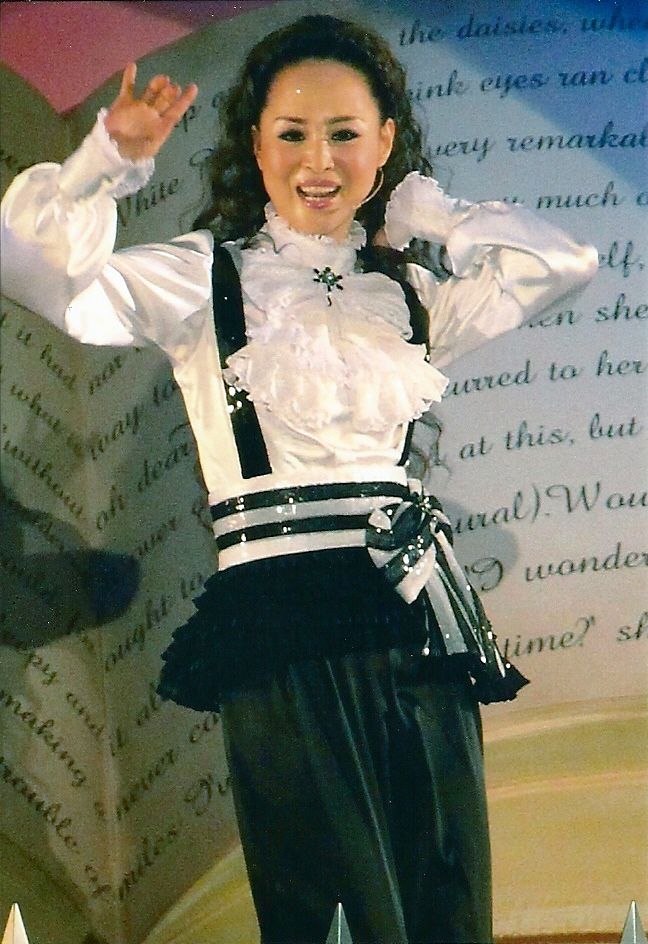 松田聖子/Seiko Matsuda Concert Tour 2013 A … Amazon.co.jp: SEIKO MATSUDA CONCERT TOUR 2013 “A Girl in the