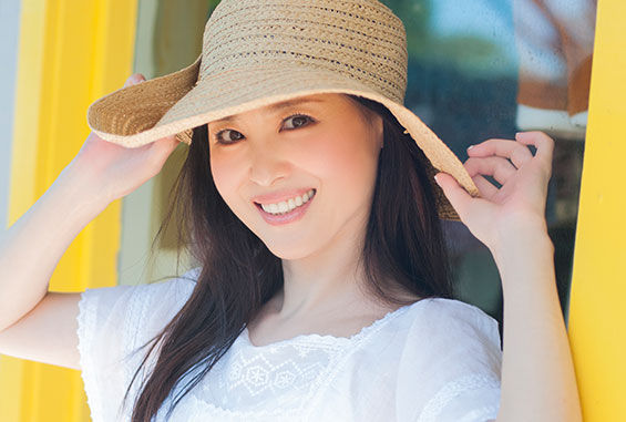 松田聖子「A Girl in the Wonder Land」直筆サインファイル A Girl in the Wonder Land[通常盤][CD] - 松田聖子 - UNIVERSAL MUSIC