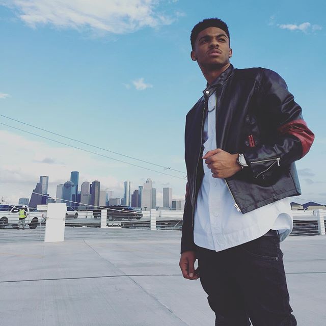 12230769_1716733895213708_723915777_n