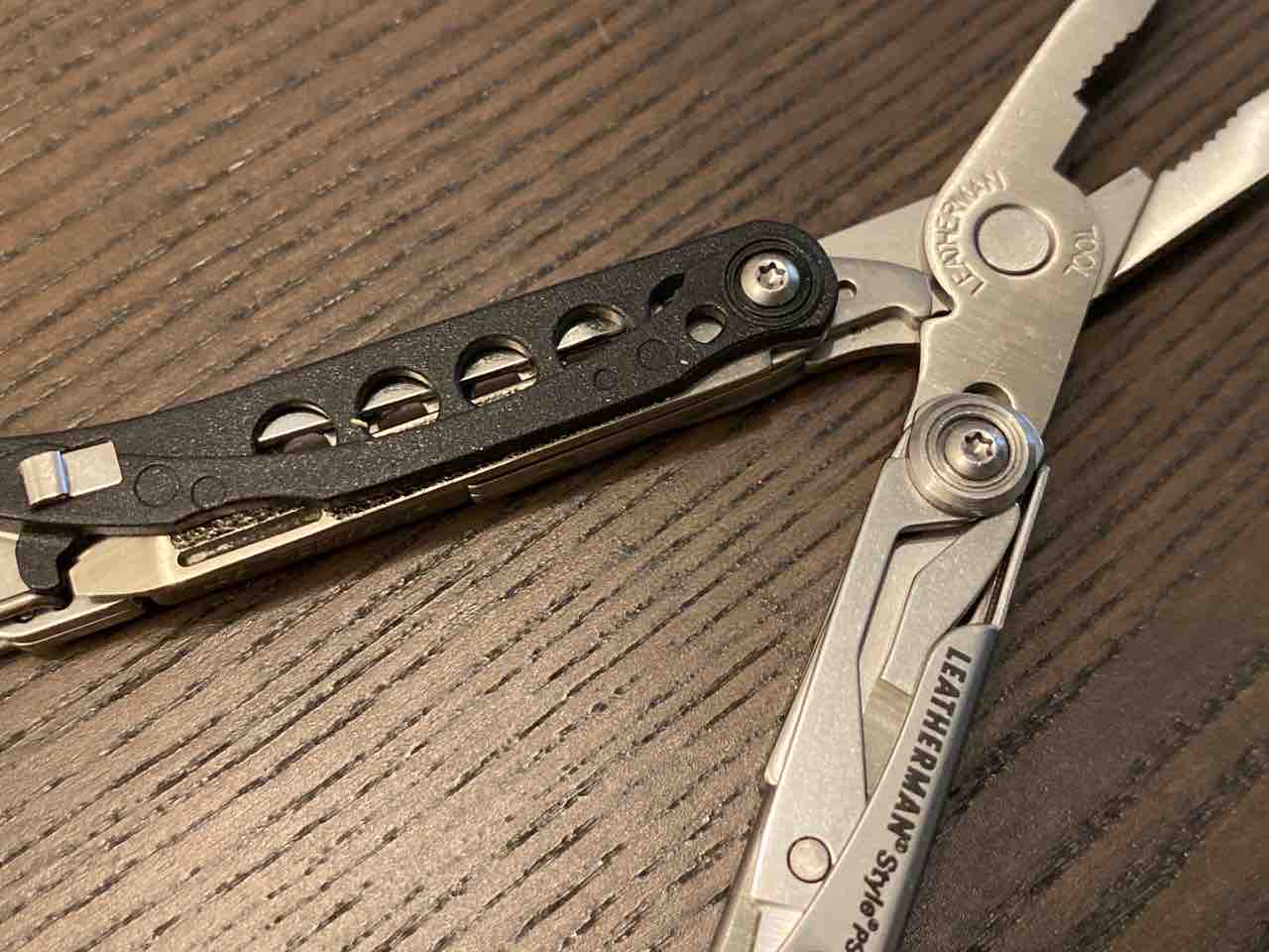 ついに手に入れた男のツール Leatherman レザーマン スタイルps エマージェンシーキットの中身その5 絶対にマネをしてはいけない山歩き