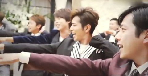 嵐の曲 ゼクシィ Cmソング 愛を叫べ って 歌もダンスも見所満載 嵐 あらし Arashi