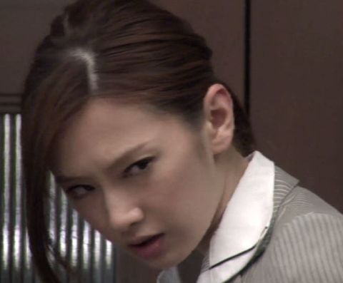 北川景子 の怖い顔が スゴ面白い テレビドラマ Hero 1話より 北川景子 きたがわ けいこ さんが見逃せない 北川景子 の怖い顔が スゴ面白い テレビドラマ Hero 1話より 北川景子 きたがわ けいこ さんが見逃せない