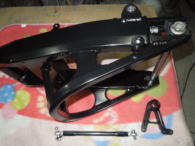 CB1300SF純正スイングアームSC40リアアーム_トルクロッド98-02年スーパーフォア_リンク