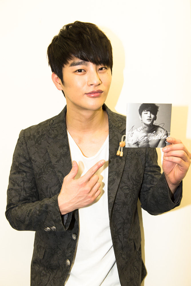 ソ・イングク 韓国 直筆サイン ポラロイド写真 高校世渡り王 終