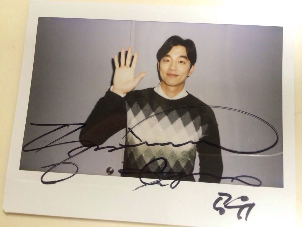 韓流　コン・ユ　サイン入り　Autographed photo MONSTER コンユ サイン入り 공유 韓流 コン・ユ サイン入り Autographed photo