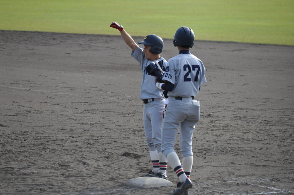 硬式野球部 最終回に一挙４得点 大経大に勝利 京産大アスレチック
