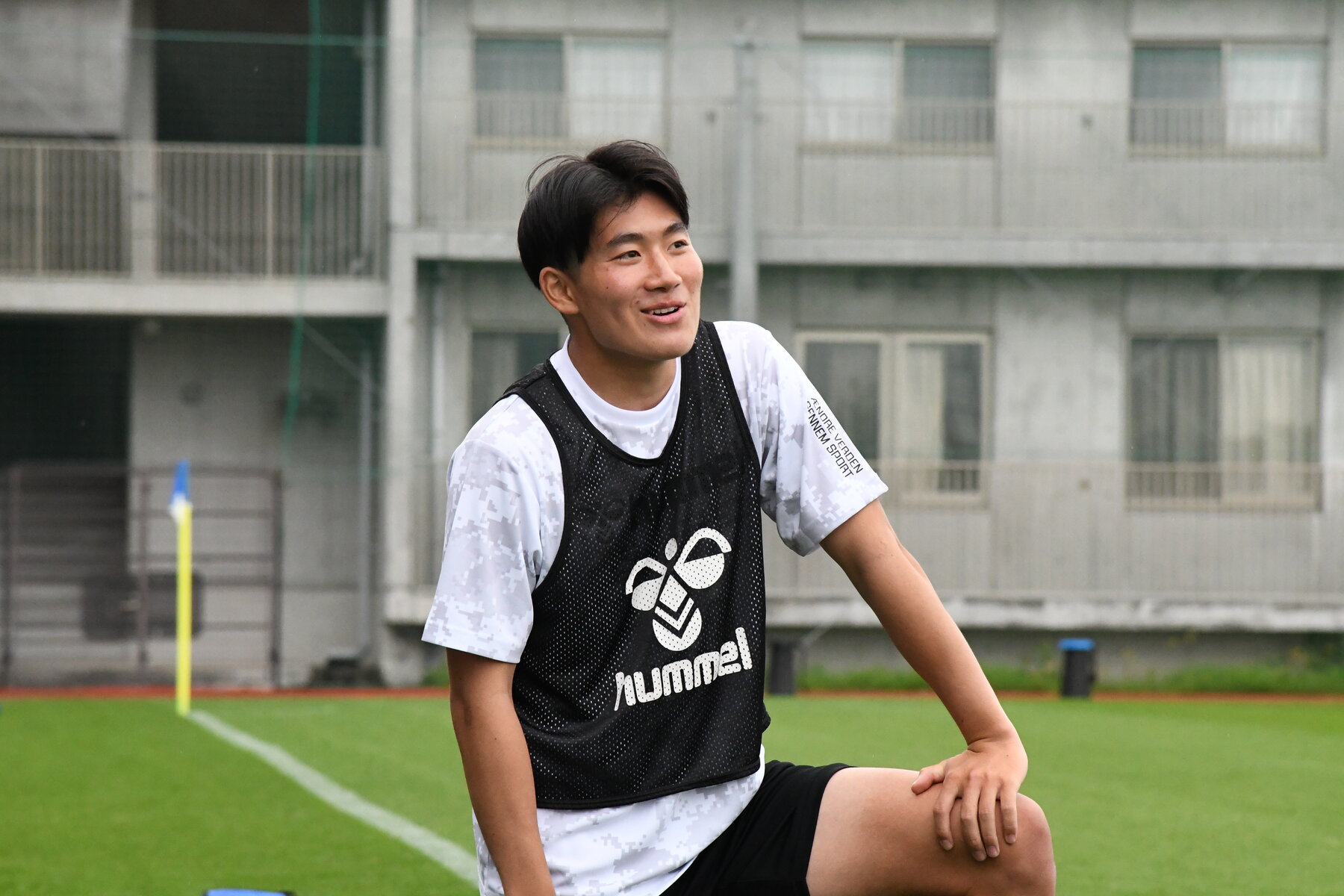 サッカー部】降雨の開幕戦は3失点で逆転負け。妹尾颯斗の先制 