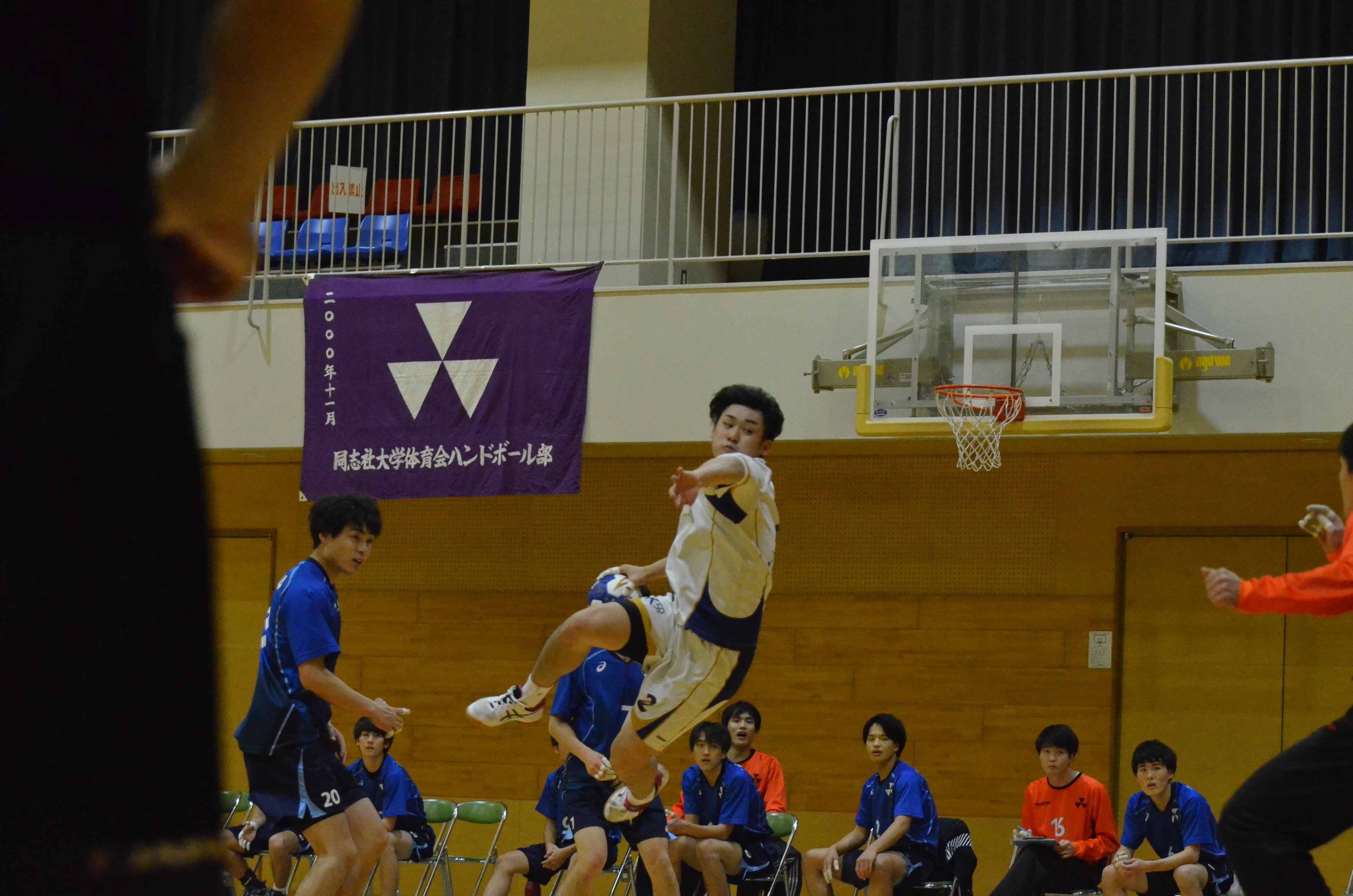 ハンドボール部 新体制始動 同志社大に引分け 京産大アスレチック ハンドボール部 新体制始動 同志社大に引分け 京産大アスレチック