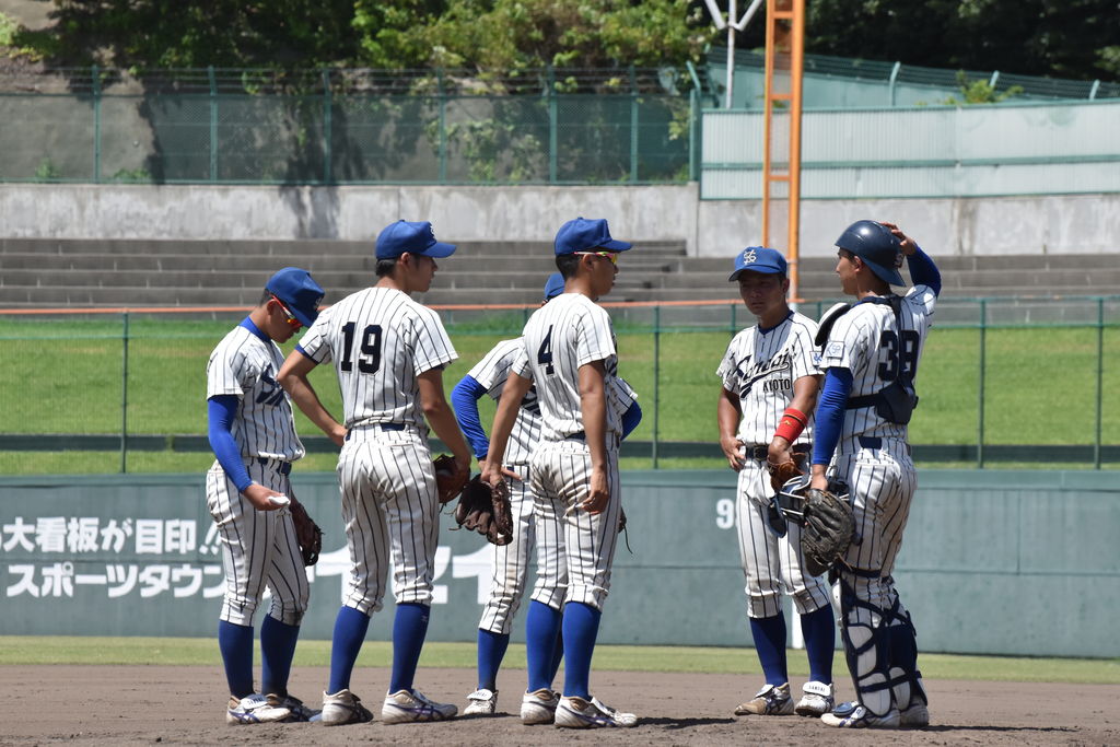 準硬式野球部 初戦突破も優勝には手が届かず 京産大アスレチック 準硬式野球部 初戦突破も優勝には手が届かず 京産大アスレチック